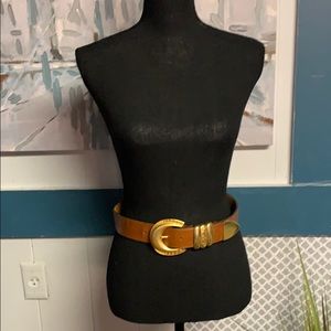 Women’s belt